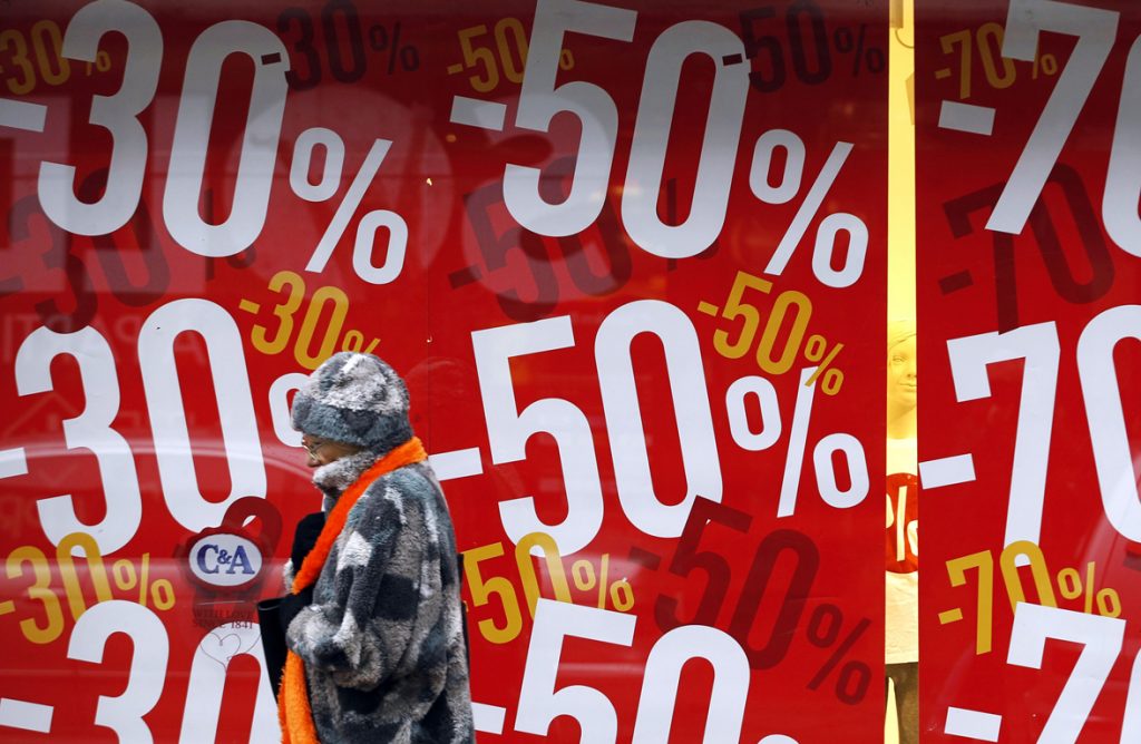 Εκπτώσεις: Μάθετε πότε θα ξεκινήσουν!