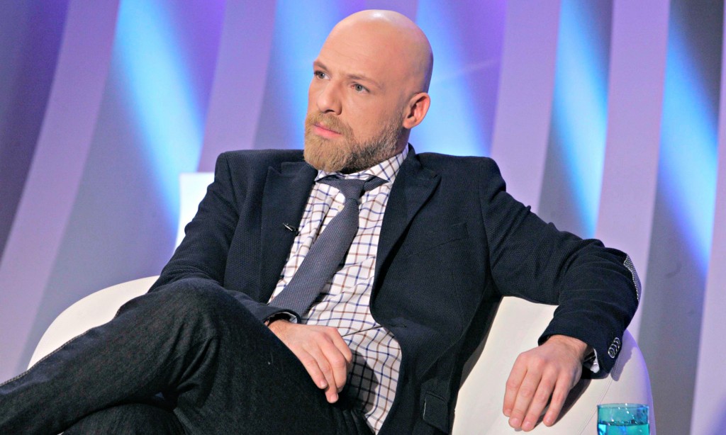 Νίκος Μουτσινάς: «Με ένα παιδί φτιάχνεις ένα δίχτυ προστασίας για να μη πέσεις στο κενό»!