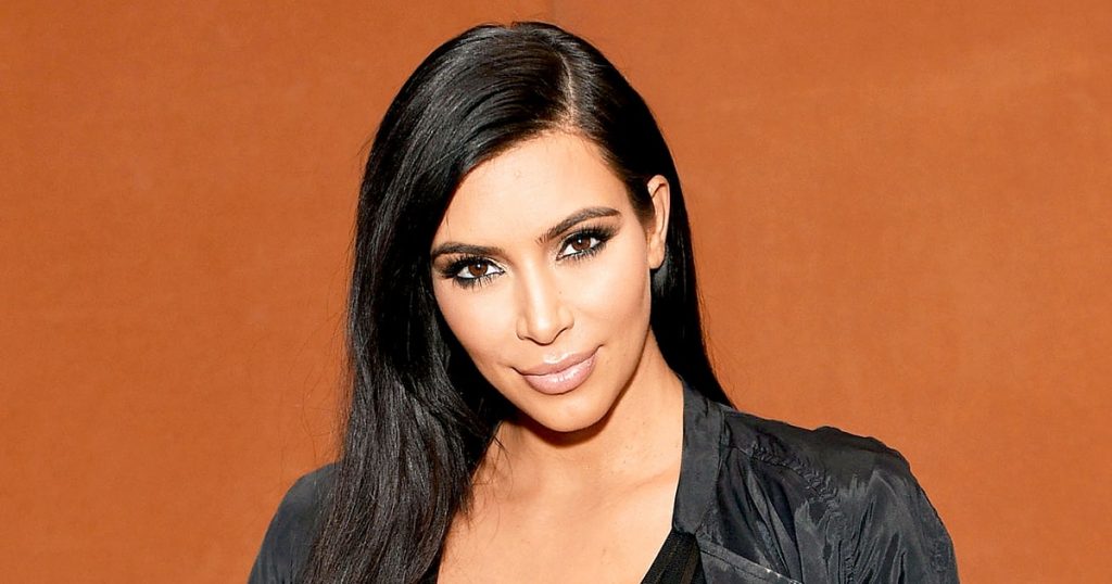 H Kim Kardashian ξεσπαθώνει: «Η εγκυμοσύνη είναι φριχτή εμπειρία, τη σιχαίνομαι!»