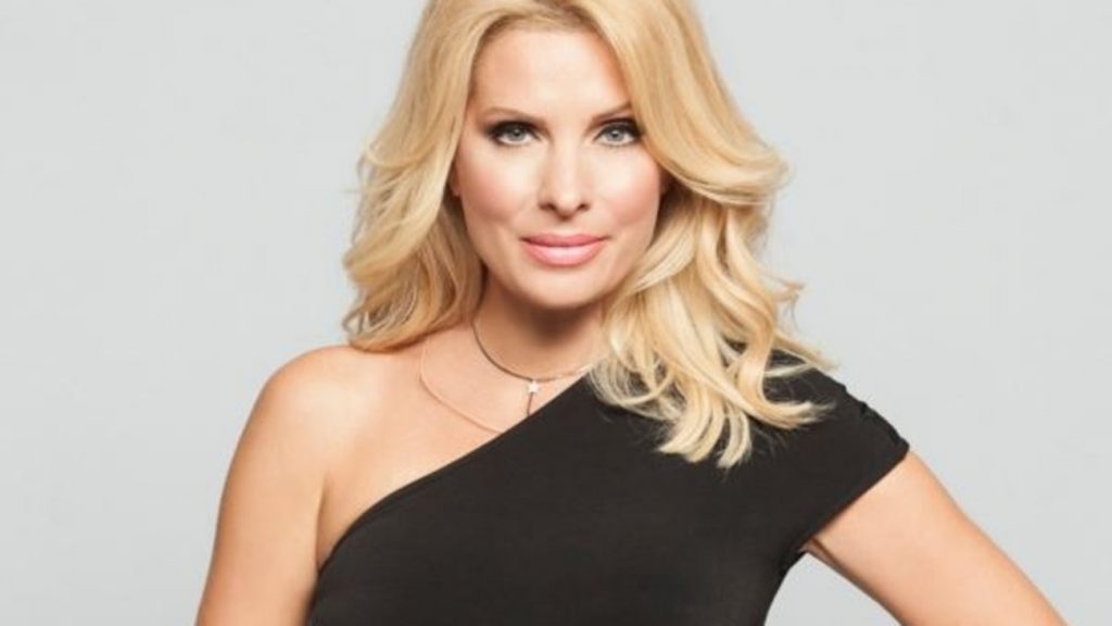 Πασίγνωστη Ελληνίδα Ηθοποιός:«Δεν ήξερα την Ελένη Μενεγάκη και την σταμάτησα και της είπα…» (VIDEO)