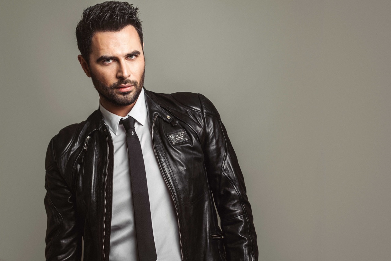 Ο Γιώργος Παπαδόπουλος την Τετάρτη ξεσηκώνει την Γλυφάδα