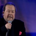 Γιάννης Πάριος για Χάρη Βαρθακούρη: Είναι καλύτερος από εμένα, αλλά είναι άτυχος γιατί με έχει πατέρα