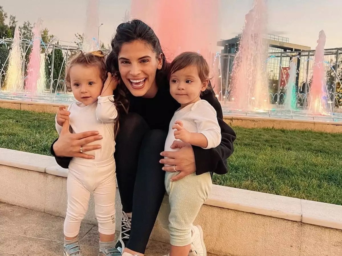 Χριστίνα Μπόμπα: Η έξοδος με τις κόρες της και η επίσκεψη σε υποβρύχιο ενυδρείο