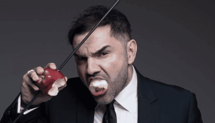 Ο Νάσος Γουμενίδης από την κάμερα Super Κατερίνα θέλησε να σχολιάσει το νέο του ξεκίνημα στο Open, με την εκπομπή που θα παρουσιάζει κάθε Σαββατοκύριακο. Μεταξύ άλλων αναφέρθηκε και στην Ναταλία Γερμανού.