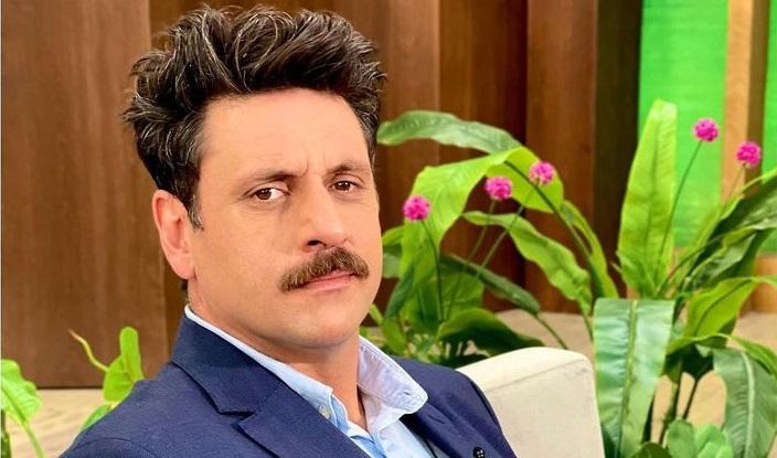Ο Γιώργος Χρυσοστόμου, ο πρωταγωνιστής της νέας δραματικής σειράς του MEGA «Το Ναυάγιο», που κάνει πρεμιέρα την Κυριακή 1 Οκτωβρίου στις 21:00, ήταν καλεσμένος σήμερα στην εκπομπή «Ελένη» με την Ελένη Μενεγάκη.