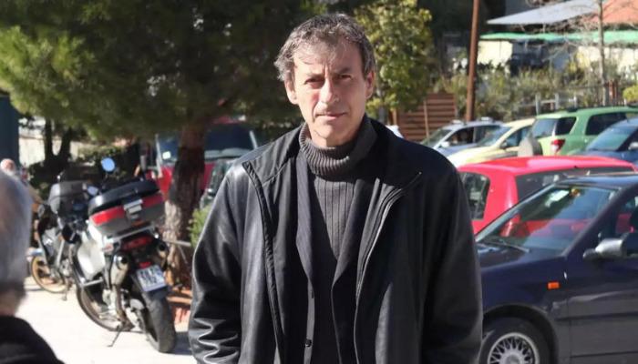 Σήμερα, Παρασκευή 20 Οκτωβρίου, πραγματοποιήθηκε η κηδεία του Αίαντα Μανθόπουλου, ο οποίος έφυγε στα 61 του από εγκεφαλικό.