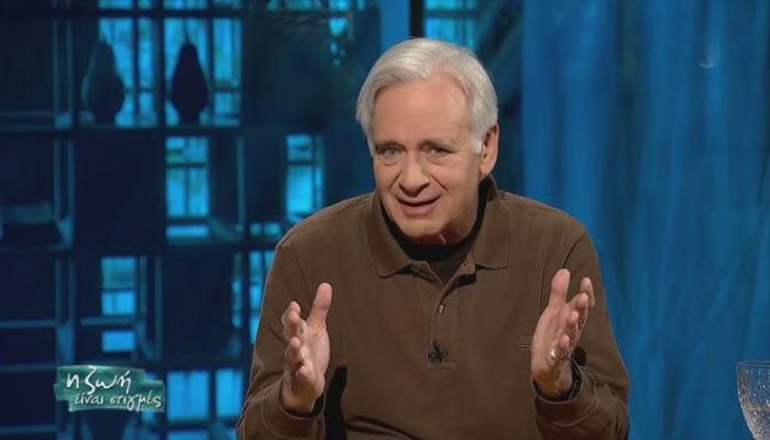 Ο Αλέξανδρος Αντωνόπουλος μίλησε στην εκπομπή “Πάμε Δανάη” και αναφέρθηκε στην ζωή του, στα επαγγελματικά του αλλά και στην συμμετοχή του στην παράσταση “Για μια ζωή” στο θέατρο “Πειραιώς 131” και στην ταινία “Κουραμπιέδες με χιόνι”.