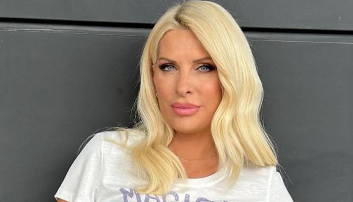 Η Ελένη Μενεγάκη μίλησε στην κάμερα της εκπομπής Fay’s Time και ανάμεσα σε άλλα αναφέρθηκε και στην επίσκεψή της στο Λονδίνο.