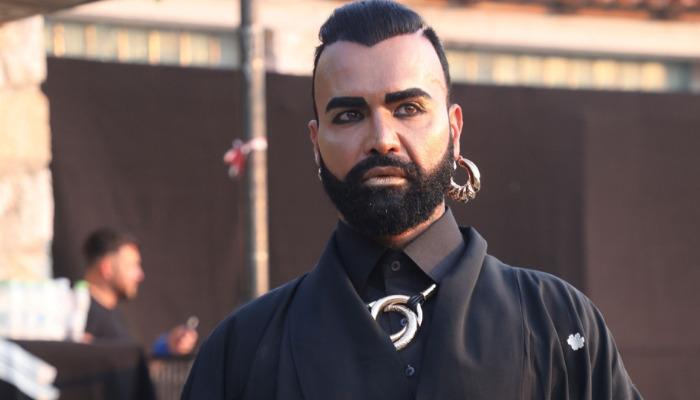 Ο Περικλής Κονδυλάτος βρέθηκε στο πάνελ της εκπομπής Super Κατερίνα. Ο σχεδιαστής κοσμημάτων θέλησε να δώσει τη δική του απάντηση στα σχόλια που έκανε σε βάρος του ο Νίκος Αποστολόπουλος στην εκπομπή της Μαρίας Μπακοδήμου το περασμένο Σαββατοκύριακο.