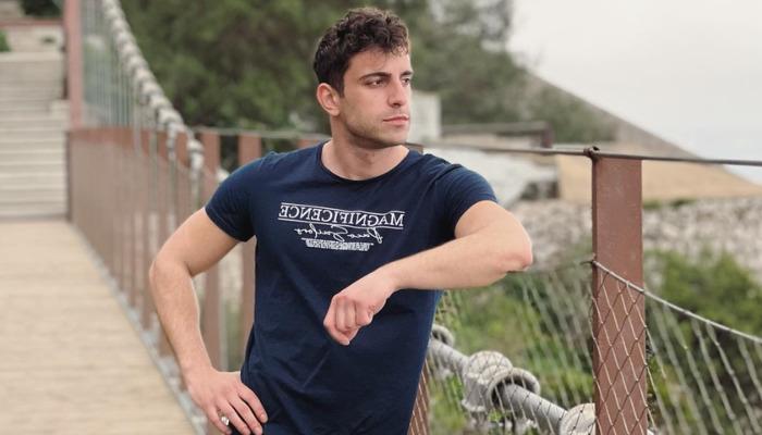 Ο Αλέξανδρος Σκουρλέτης βρίσκεται φέτος στη σειρά “Το προξενιό της Ιουλίας”, που βασίζεται στο ομώνυμο μυθιστόρημα του Γιάννη Πολίτη.