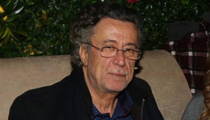 Σάλος έχει προκληθεί με την ανάρτηση του Μάκη Τριανταφυλλόπουλου για τον Στέφανο Κασσελάκη, τον Σταμάτη Κραουνάκη και τον Ταϊλερ Μάκμπεθ.