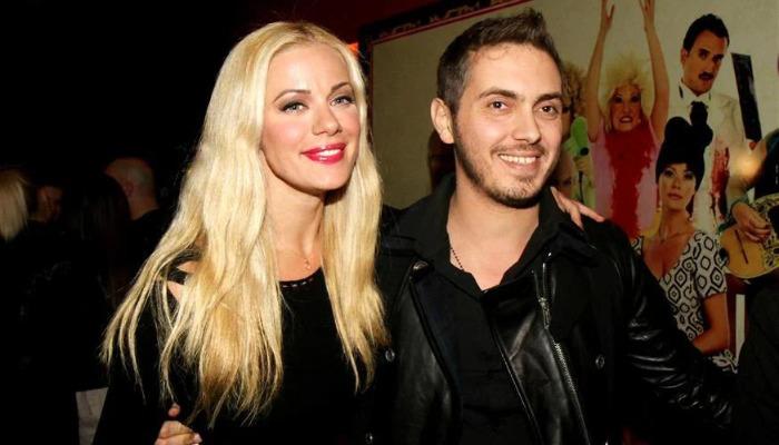 Ο Μιχάλης Χατζηγιάννης φιλοξενήθηκε στην εκπομπή "Το Πρωινό" και σε μία εφ’ όλης της ύλης συνέντευξη, με αφορμή το νέο τραγούδι του, απάντησε στο πώς αντιδρά στα κακεντρεχή σχόλια που δέχεται κατά καιρούς ότι έχει χάσει τη φωνή του.