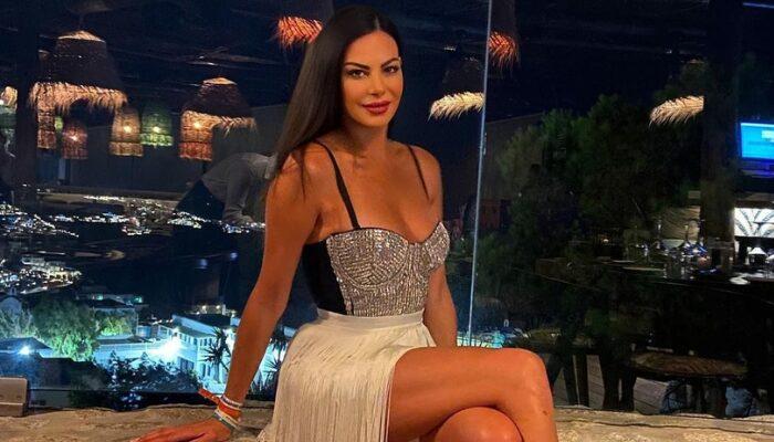 Εύη Βατίδου: “Είναι απαραίτητη η σεξουαλική επαφή…”