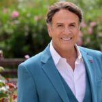 Χάρης Ρώμας: Ο πρώτος που με πίστεψε ήταν ο Μάνος Χατζιδάκις