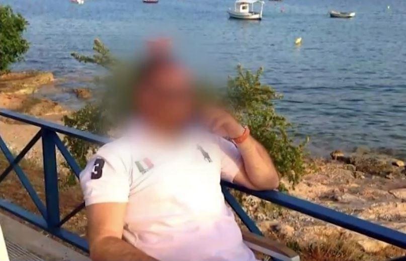 Η ιστορία του 45χρονου αστυνομικού Χειροπέδες στον σαδιστή αστυνομικό της Βουλής