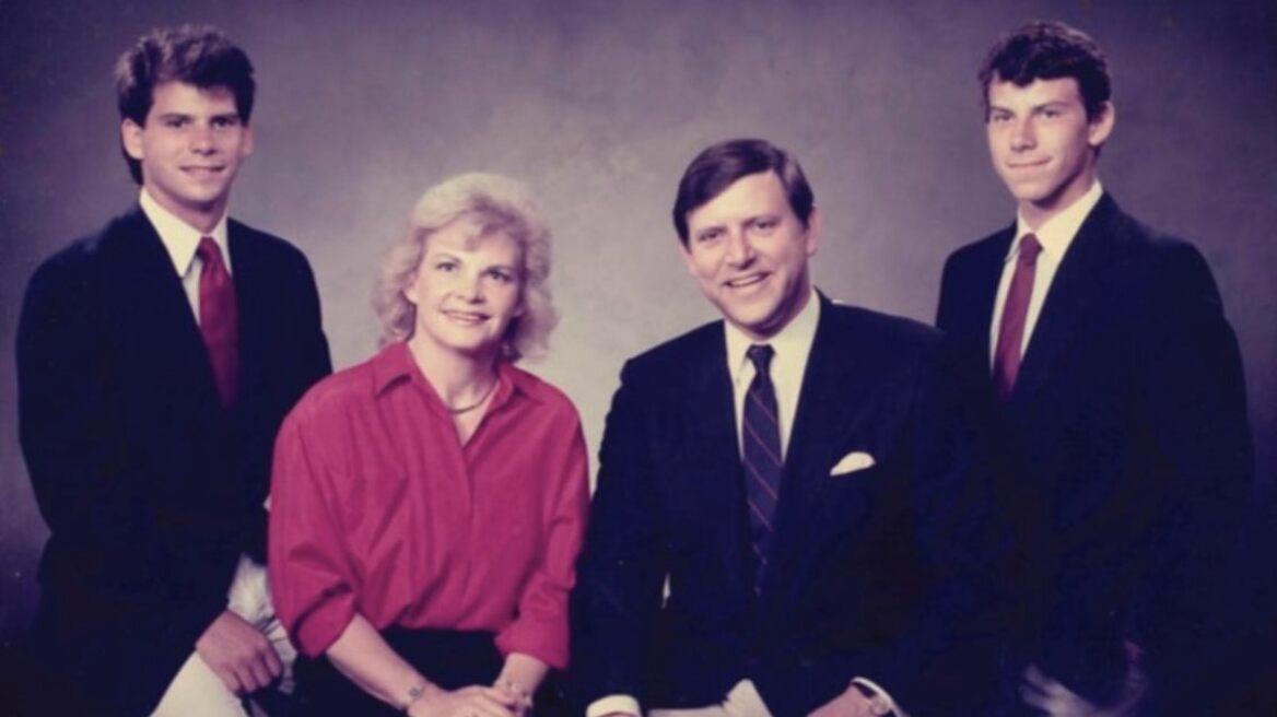 Τα αδέρφια που δολοφόνησαν τους γονείς τους