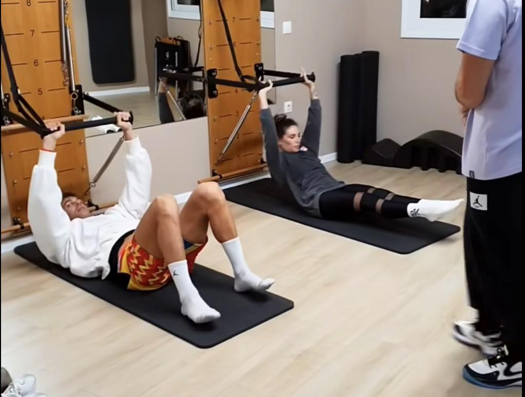 Αθηνά Οικονομάκου