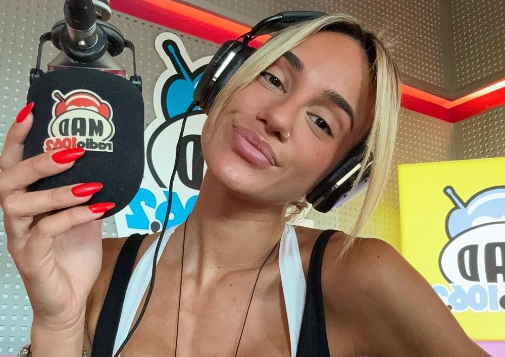 Έλενα Κώνστα