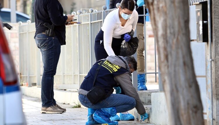 Μακελειό στη Γλυφάδα Έρευνες