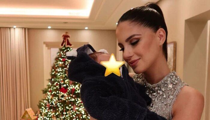 Νίκα - Αργυρός: Αγκαλιά με τον γιο της την Πρωτοχρονιά