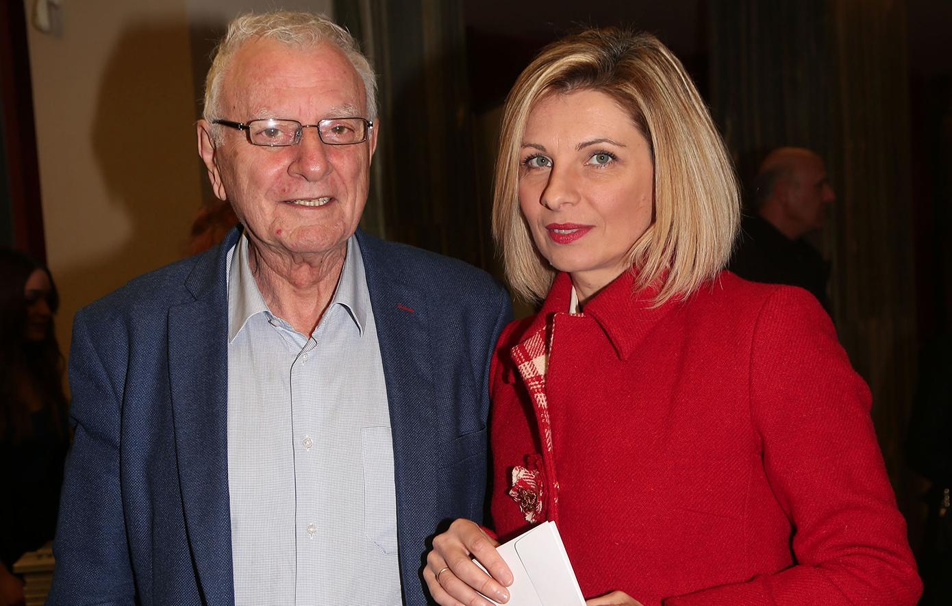 Κώστας Χαρδαβέλλας: Η σύζυγός του και η ανοιχτή αγκαλιά των συναδέλφων