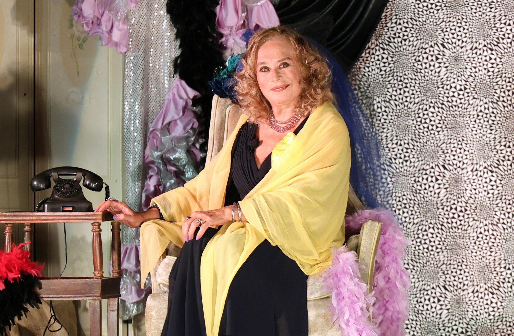 Γωγώ Ατζολετάκη: Ο έρωτας θέλει τρέλα, ξενύχτια και... πατώματα