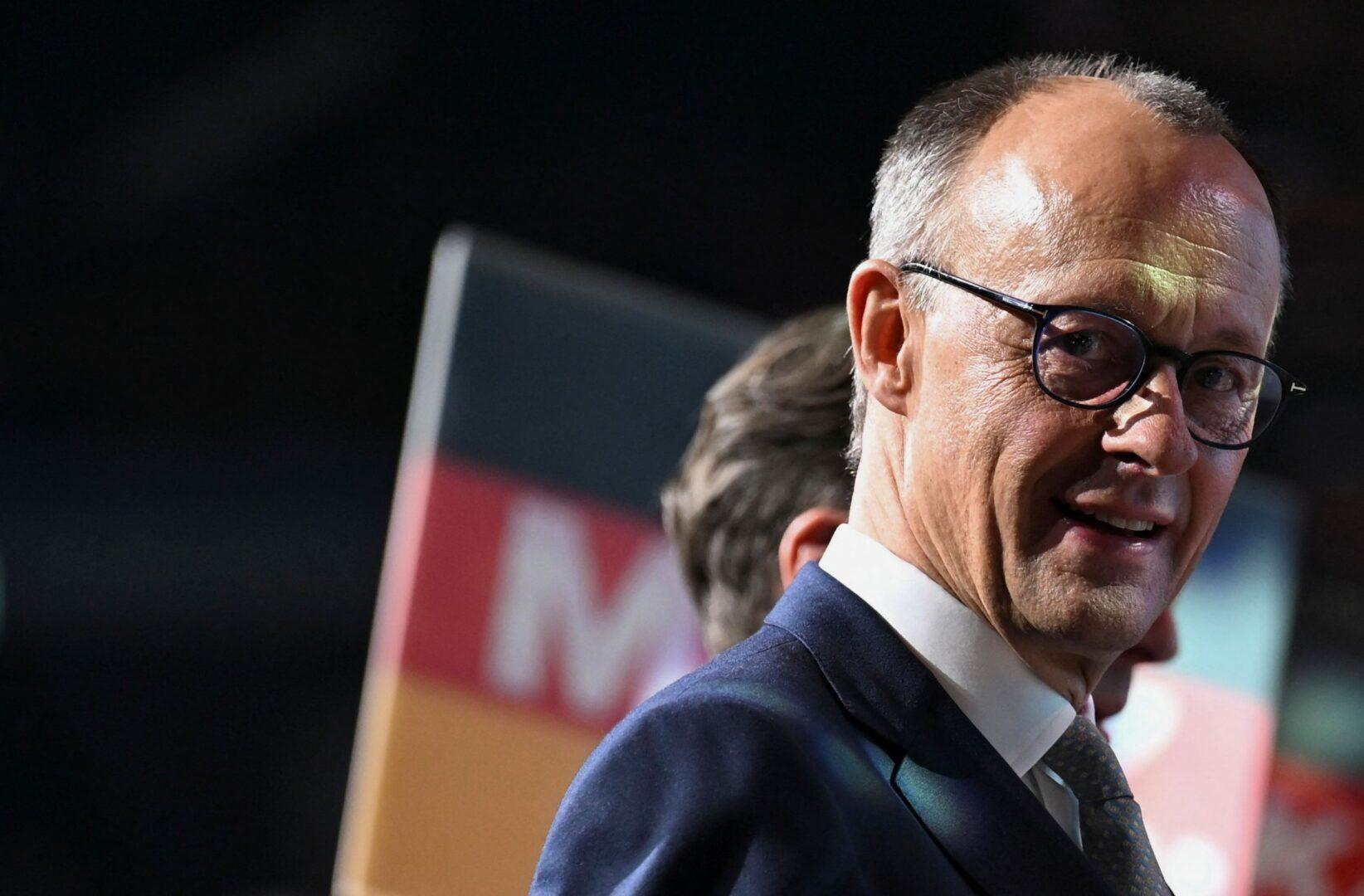 Γερμανικές εκλογές - Ο Φρίντριχ Μερτς πετά με ιδιωτικό τζετ