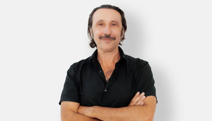 Ρένος Χαραλαμπίδης: “Θέλω να έχω λεφτά για να μπορώ να μην δουλεύω”