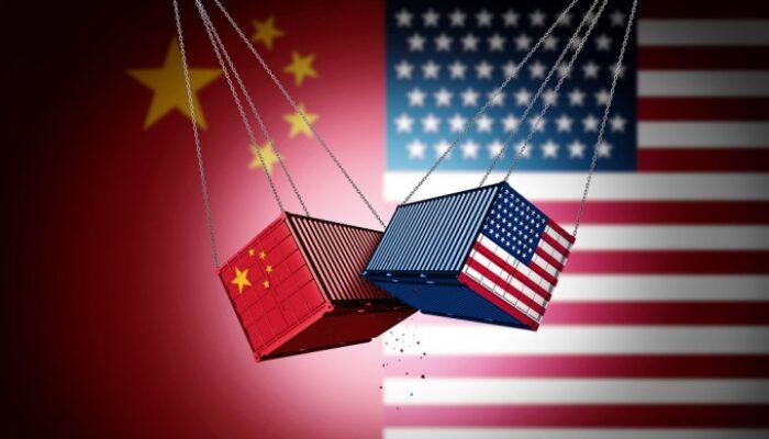 Ανεξέλεγκτος ο εμπορικός πόλεμος: Η Κίνα απαντά στον Τραμπ με δασμούς 84% στα αμερικανικά προϊόντα