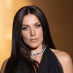 Ιουλία Καλλιμάνη: Τραγουδάει με τη μητέρα της στο καμαρίνι