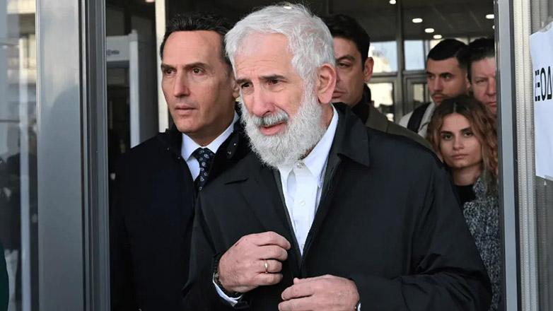 Πέτρος Φιλιππίδης