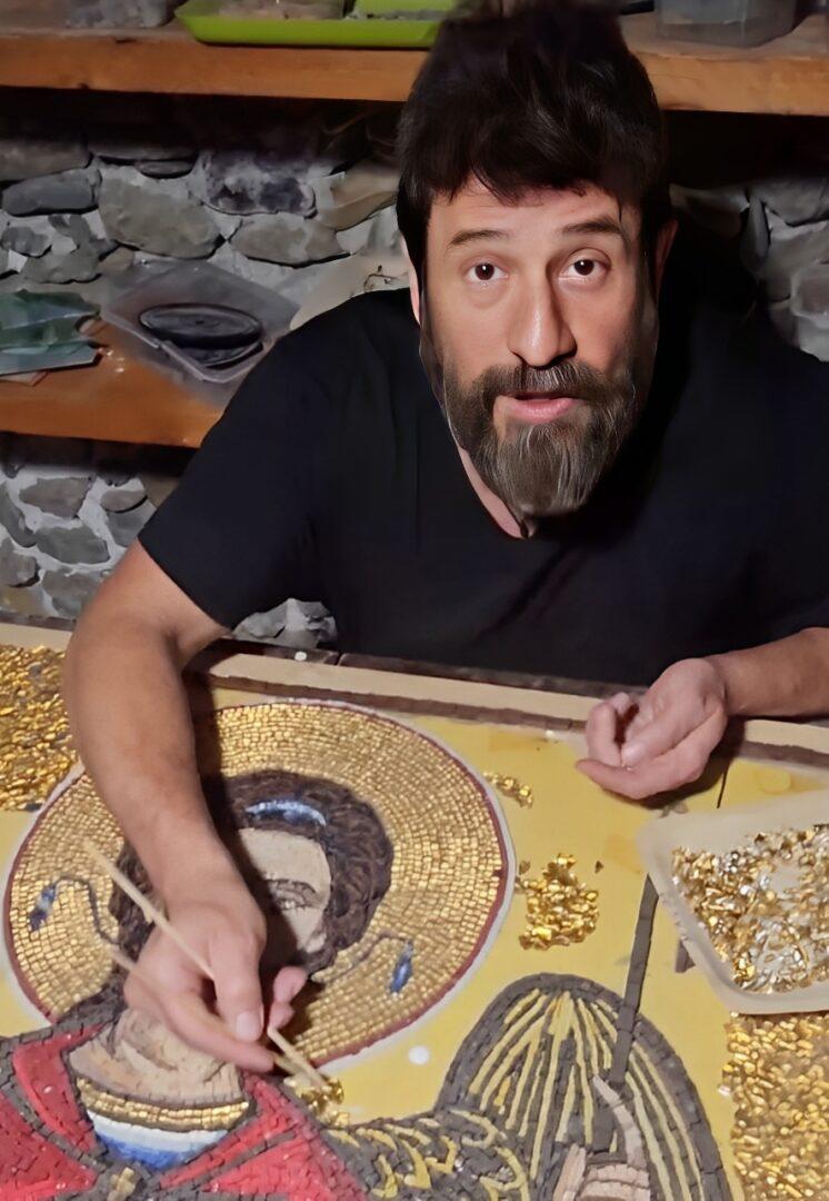 Οι celebrities το… έριξαν στην αγιογραφία
