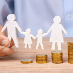 Πότε θα καταβληθούν τα επιδόματα του ΟΠΕΚΑ