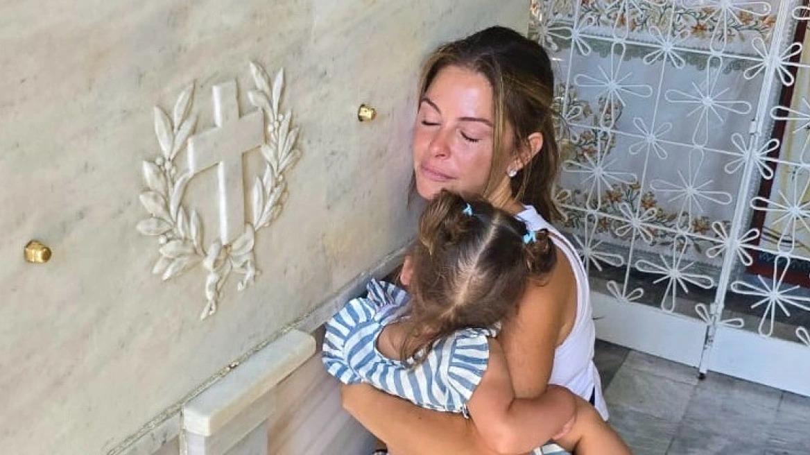 Μαρία Μενούνος: «Ναι, άκουσα ξανά και σχεδόν ασταμάτητα τον Άγιο Νεκτάριο»