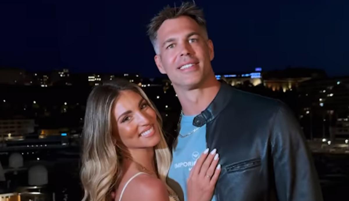 Αθηνά Οικονομάκου