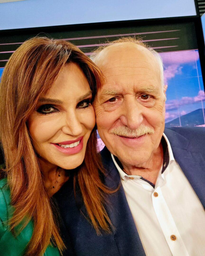 O Γιώργος Παπαδάκης και τα «κορίτσια» του