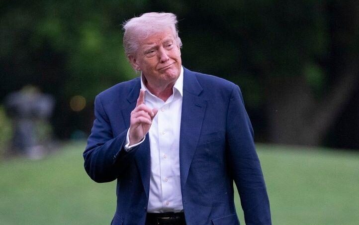 Ντόναλντ Τραμπ: Αιφνιδιαστική αύξηση των παγκόσμιων δασμών στο 15%