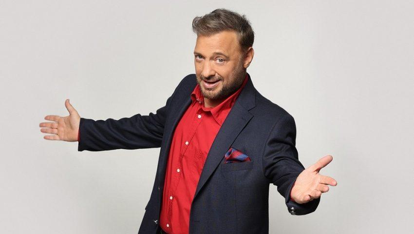 Χρήστος Φερεντίνος – Με δύο εκπομπές στην prime time του ΣΚΑΪ