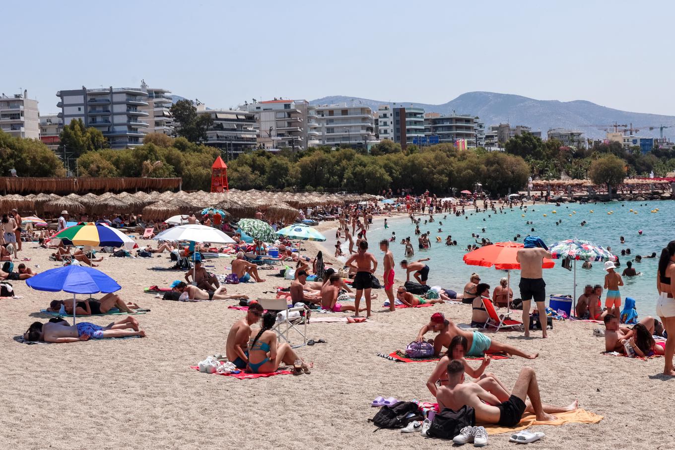 Βουλιάζουν
