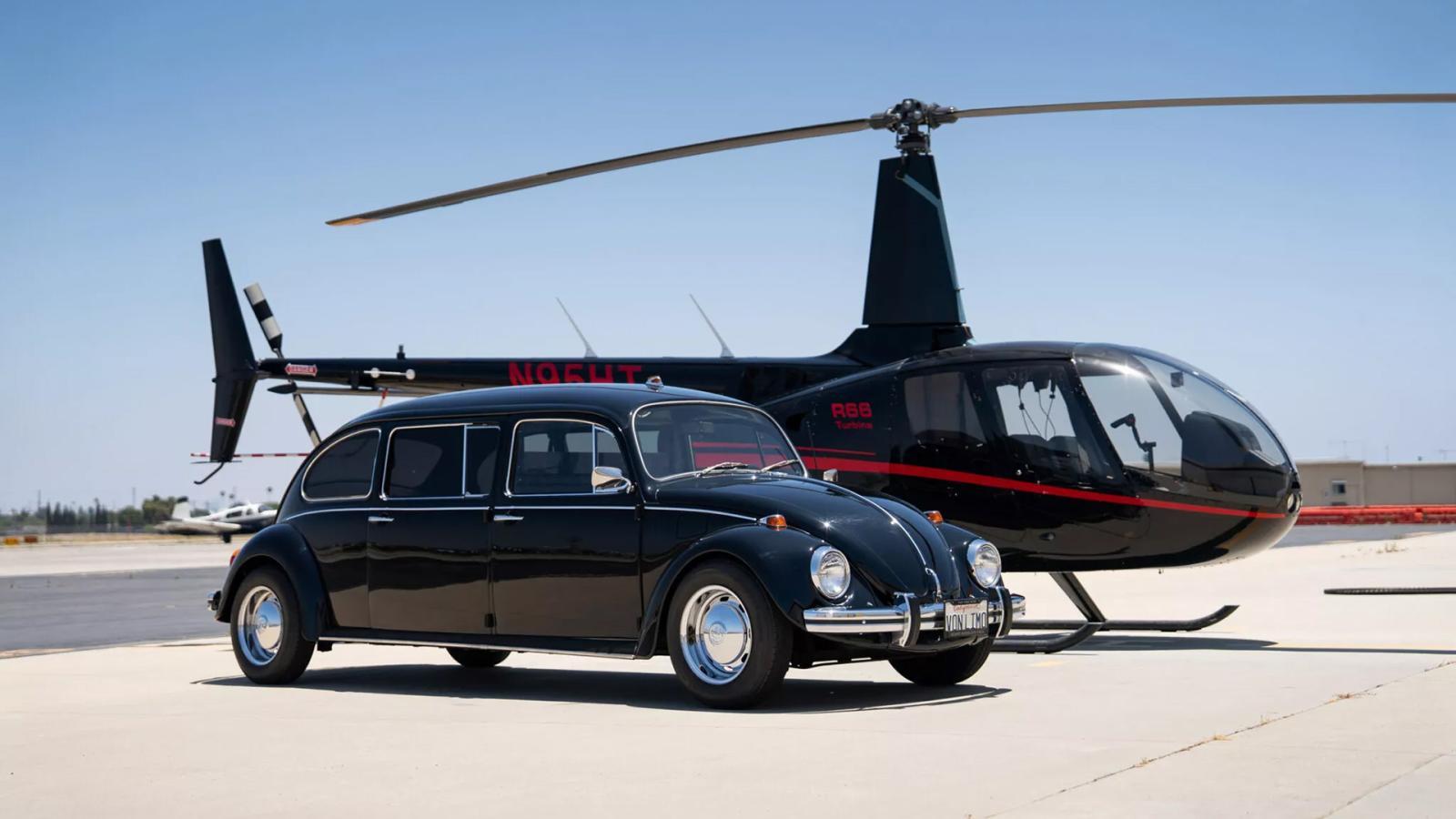 Το θρυλικό volkswagen beetle-λιμουζίνα του Τζον Γουέιν βγαίνει στο σφυρί!