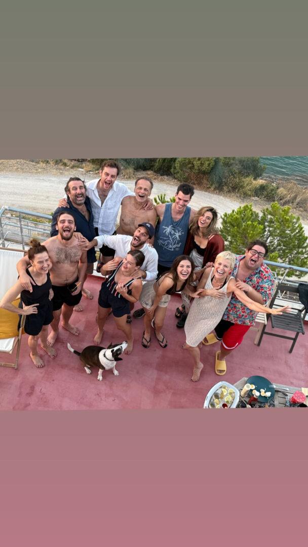  "Γιατί ρε πατέρα;": Σφηνάκια, παιχνίδια και μπιλιάρδο στα παρασκήνια των γυρισμάτων