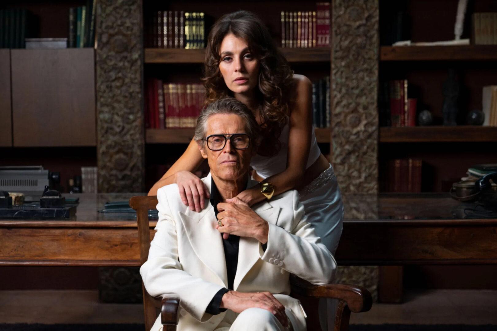 Γουίλεμ Νταφόε: Μεταμορφώνεται σε αδίστακτο μεγιστάνα και τυραννικό πάτερα