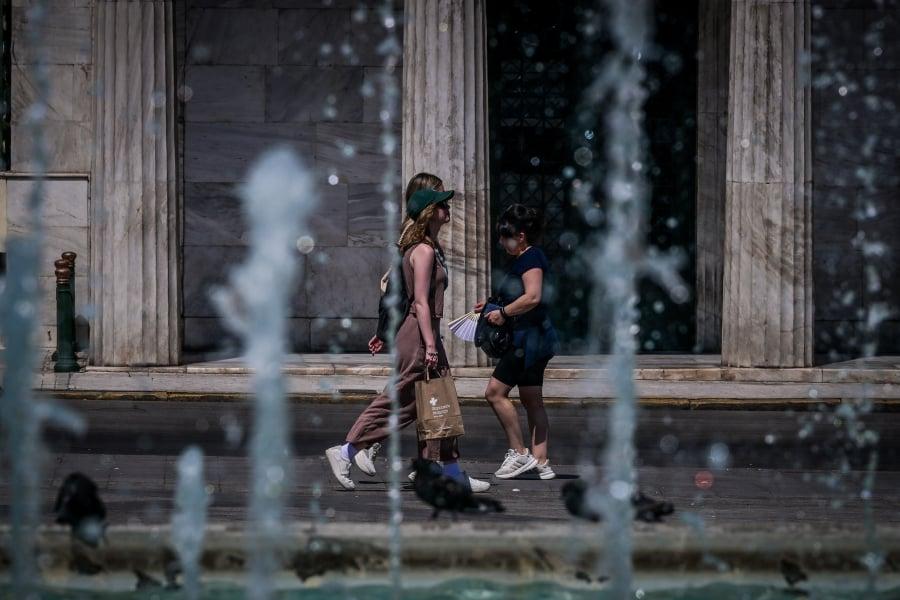 Καιρός: Κόκκινος συναγερμός από την ΕΜΥ - Πότε λήγει ο καύσωνας;
