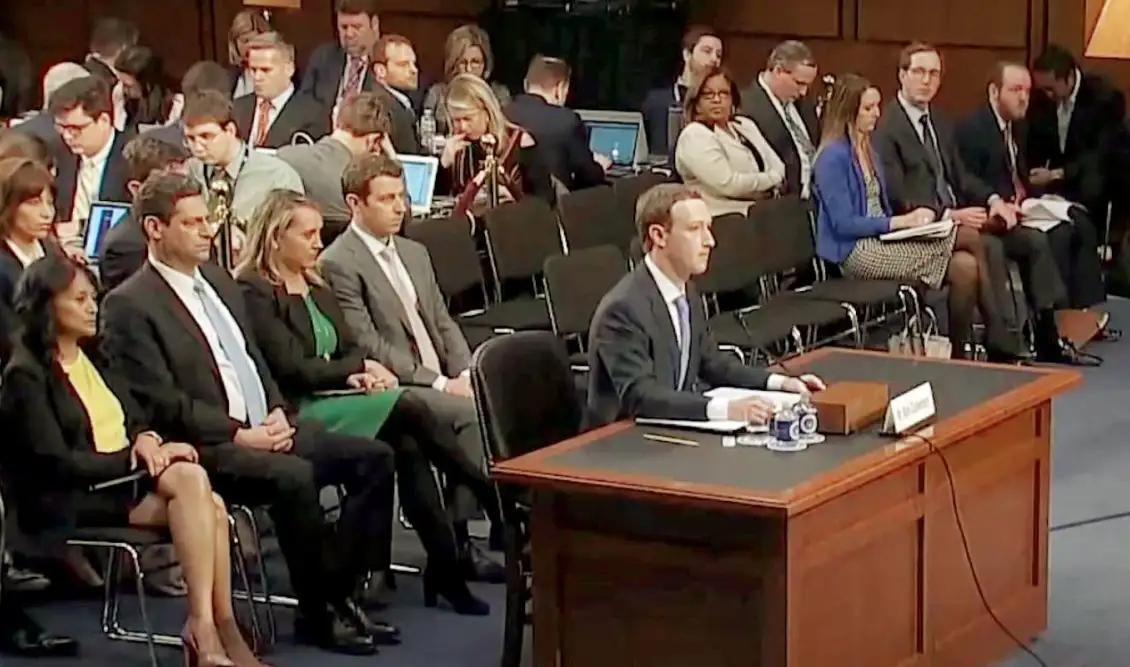 Ο Μαρκ Ζούκερμπεργκ αντιμέτωπος με δίκη-μαμούθ 8 δισ. δολαρίων