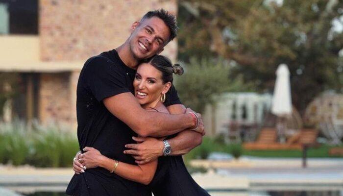 Αθηνά Οικονομάκου: Η πρώτη κοινή φωτογραφία με τον σύντροφό της και την κόρη της