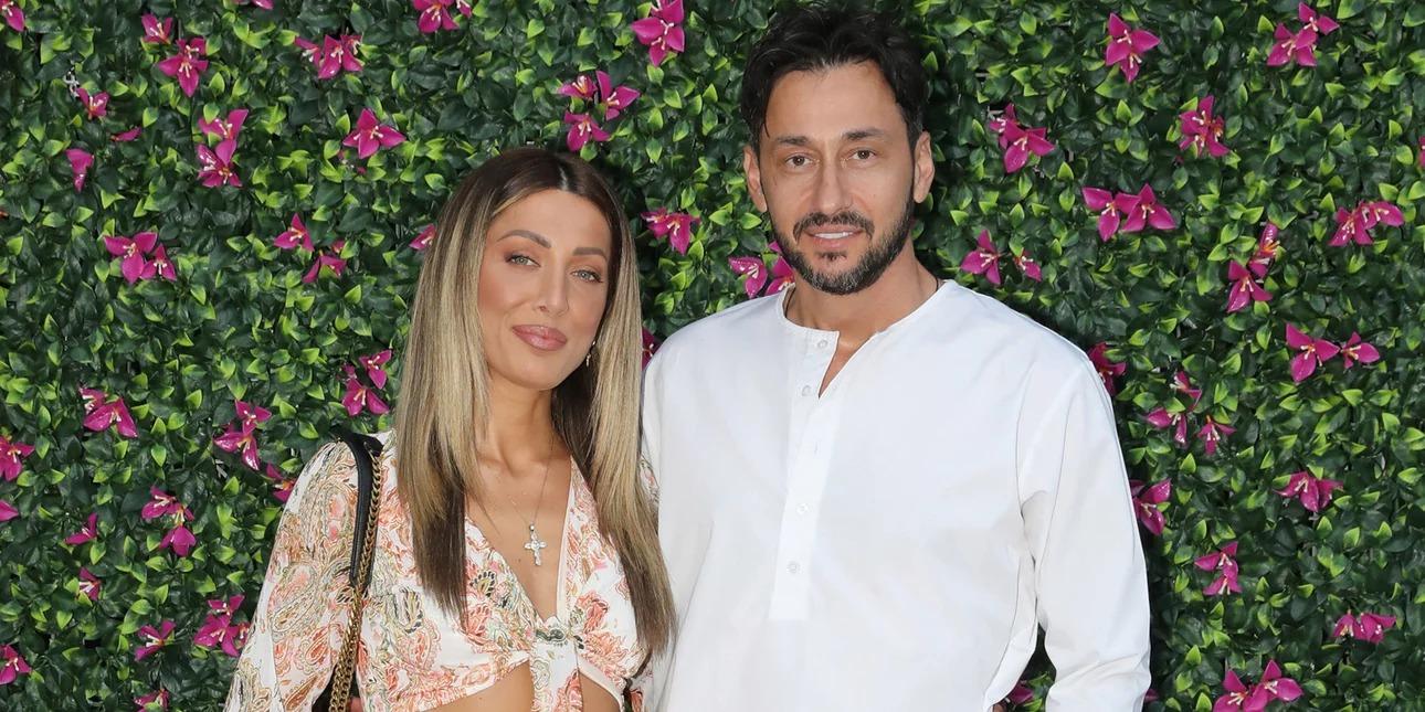 Πάνος Καλίδης: Παντρεύεται τη Λεάνα Μάρκογλου μετά από 20 χρόνια σχέσης και τρία παιδιά