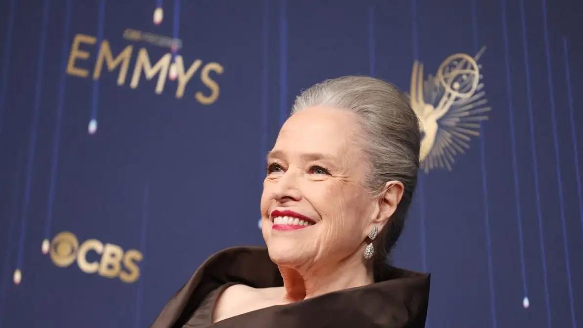 Κάθι Μπέιτς: Η γενναία μάχη της ηθοποιού με τα κιλά