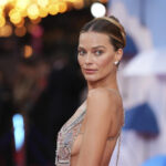 Μάργκοτ Ρόμπι: Η στιγμή που την πέταξαν έξω από κλαμπ