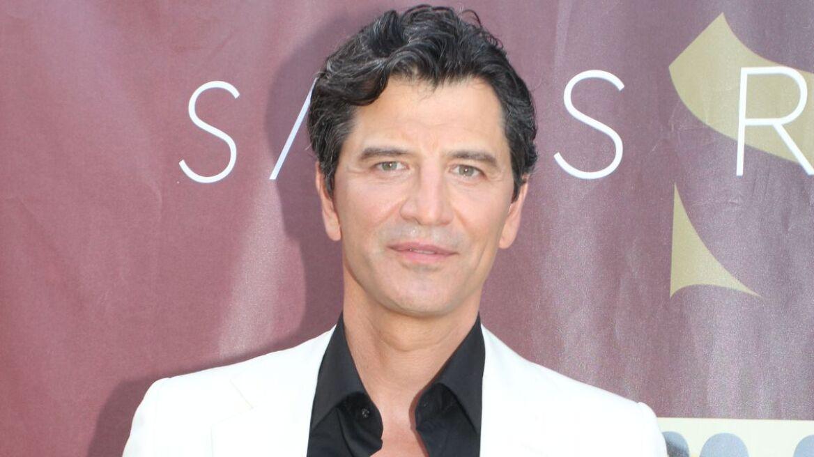 Άγριο κράξιμο στον Σάκη Ρουβά