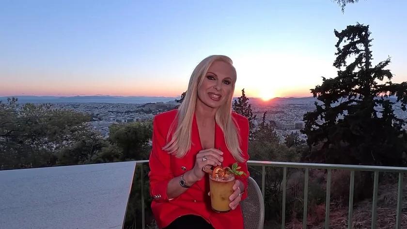 «Happy Hours»: Η Μάγδα Τσέγκου μας ταξιδεύει στους μυστικούς παραδείσους της Αττικής